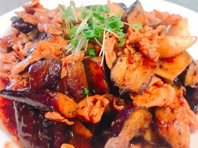 茄子と豚肉、エリンギの中華風味噌炒め