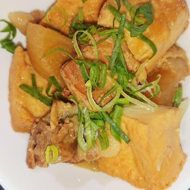 豚肉 大根 厚揚げの味噌煮込み レシピ 作り方 By Beads クックパッド 簡単おいしいみんなのレシピが355万品