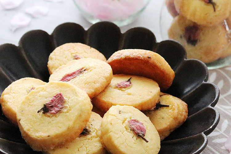 桜のアイスボックスクッキー レシピ 作り方 By アンジェ公式キッチン クックパッド 簡単おいしいみんなのレシピが365万品