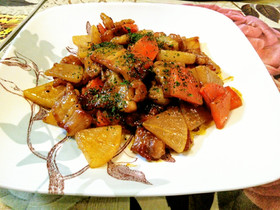 ご飯にピッタリ✨豚肉と大根のカレー炒め✨