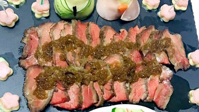 焼く茹でる放置de簡単ローストビーフ レシピ 作り方 By あぴmama クックパッド 簡単おいしいみんなのレシピが360万品