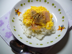 カルボ風✿ハムエッグ丼
