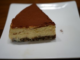 ティラミスチーズケーキ