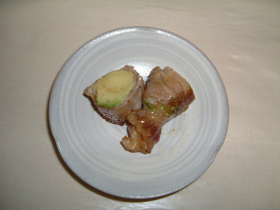 カリットロッ豚肉のアボカド巻きの画像