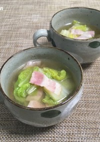 【 白菜とベーコンの簡単スープ♪ 】