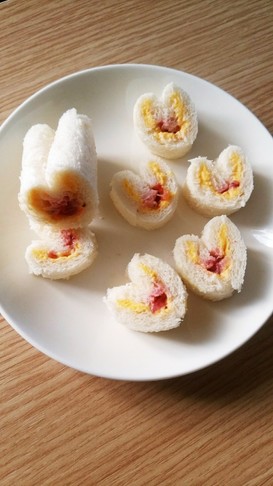離乳食 幼児食*苺カスタードサンドイッチ