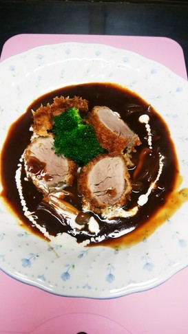 今日の夕飯 ヒレ肉とビーフシチューソース