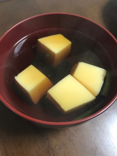 卵豆腐のお吸い物の写真