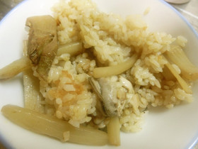 ウドと牡蛎(カキ)の炊き込みご飯