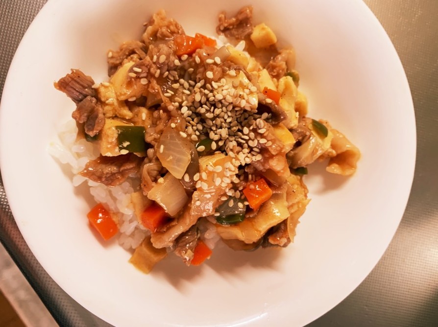 １人ランチ豚豆腐ケチャップ炒め丼レンジの画像