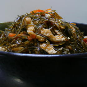 ☆なつかしい味☆きざみ昆布の煮物