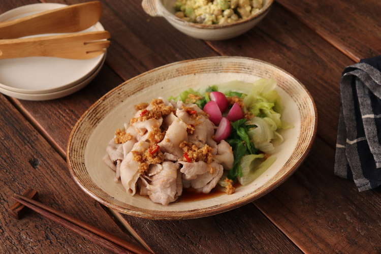 まるごとレタスの豚しゃぶ温サラダ レシピ 作り方 By 夫婦料理家ぐっち夫婦 クックパッド 簡単おいしいみんなのレシピが352万品