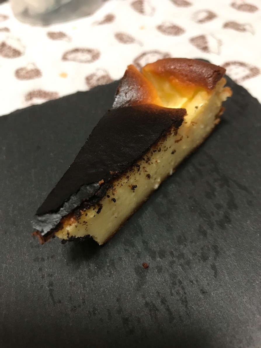 バスク風チーズケーキの画像