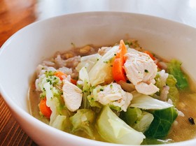 ササミとたっぷり野菜のスープご飯