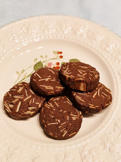 濃厚チョコ　アーモンドクッキーの写真