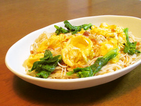 えび殻と菜の花のそうめんチャンプルー