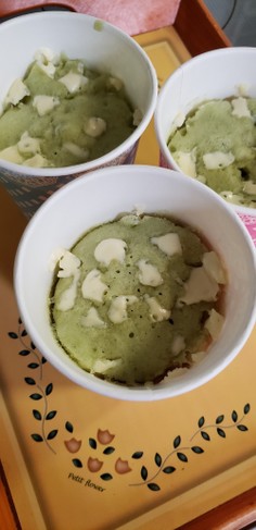 青汁とハチミツの簡単蒸しパン