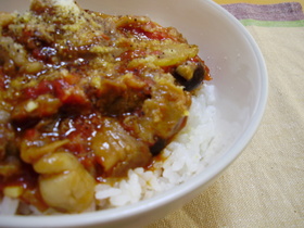 牛すじのトマト煮