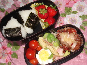 お弁当に♪そら豆とベーコンのパスタサラダ