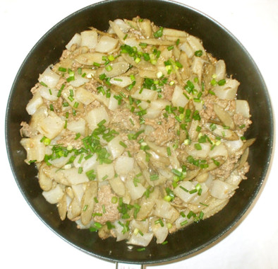 牛蒡こんにゃくの味噌煮♪簡単根菜の煮物の写真
