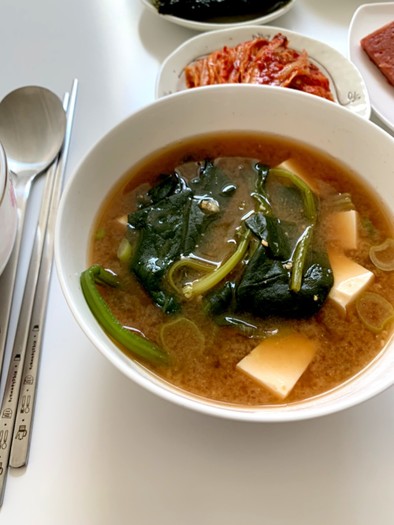【韓国家庭料理】ほうれん草の味噌汁の写真