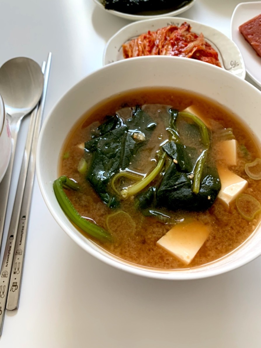 【韓国家庭料理】ほうれん草の味噌汁の画像