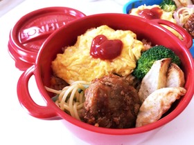 お弁当に 豚ひき肉でハンバーグ