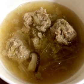 圧力鍋で白菜と肉団子のスープ