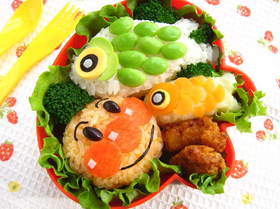 アンパンマンとこいのぼり(キャラ弁)