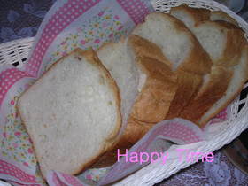 私の家のもっちりふわふわ基本食パン✿