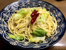 キャベツとしらすのペペロンチーノ