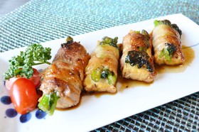 厚揚げと菜の花の肉巻き炒め♪