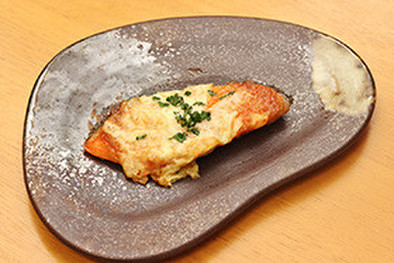 鮭の味噌+MCTオイルマヨのチーズ焼きの写真
