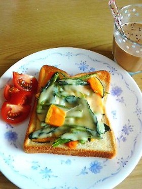 とろける♥南瓜とほうれん草トースト♡