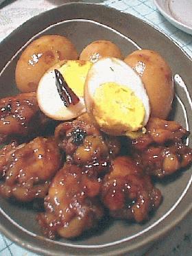 鶏手羽と卵のこってり煮