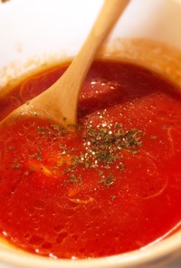 レンジで2分！簡単トマトスープ