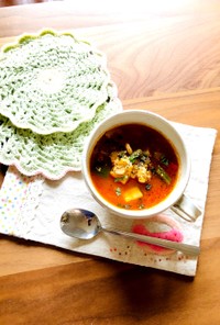 地中海野菜と魚介のプロヴァンス風スープ