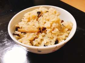 簡単!きくらげ入り炊き込みご飯