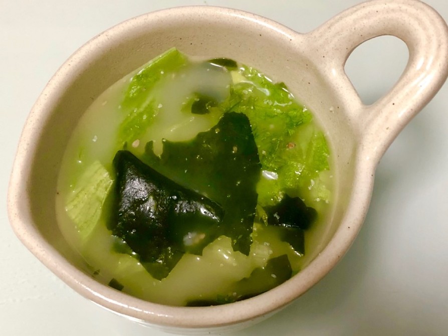 サッポロ一番塩豚骨ラーメンでレタススープの画像
