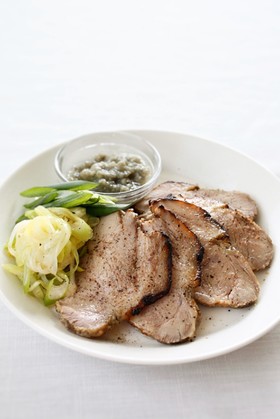 粗塩で旨味たっぷり【塩焼豚】チャーシュー