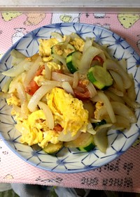 玉葱と卵の炒め物