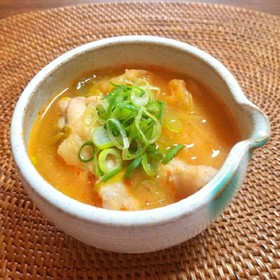 手羽元とキャベツのピリ辛味噌煮込み