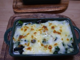 豆腐とほうれん草しめじのグラタン