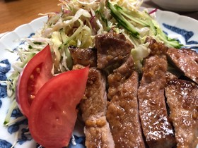 生姜の香りがたまらない 豚のタレ焼き