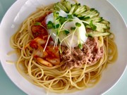 温玉乗せキムチとツナの麺つゆ冷製パスタの写真