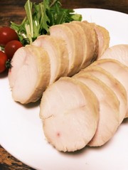 放置で簡単!鶏むねチャーシューの写真