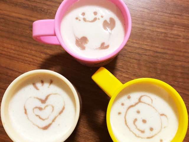 ラテアート風 簡単 紅茶にもココアにも レシピ 作り方 By がぁー