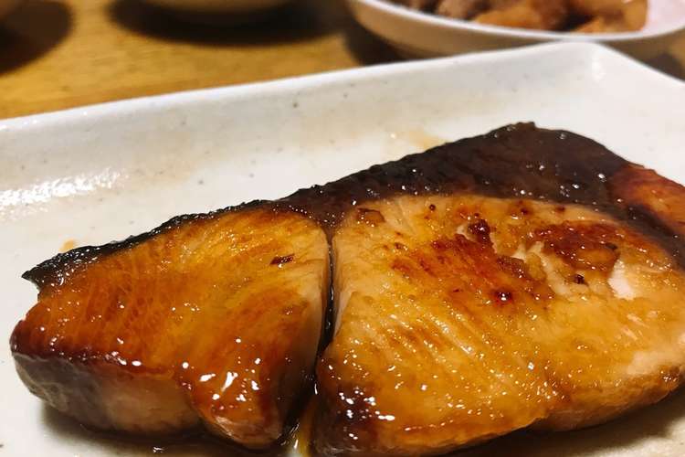 ふっくら ぶりの照り焼き レシピ 作り方 By 食いしん坊ちゃん クックパッド 簡単おいしいみんなのレシピが365万品