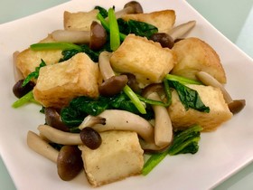 ほうれん草としめじと厚揚げのバターソテー