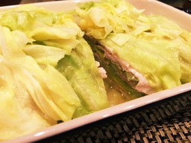 レンジで簡単♡春キャベツと豚肉の重ね蒸し